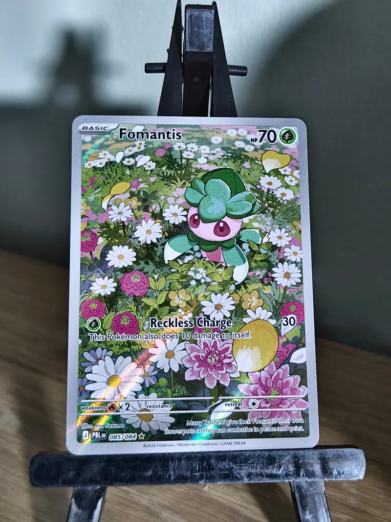 Fomantis · Pitch Black · 85 · Holo · Near Mint